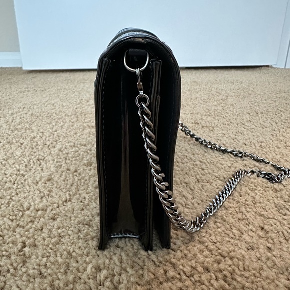 Christian Dior Metallic Patent Micro-Cannage Diorama Wallet on Chain Pouch, Gray - Picture 5 of 16